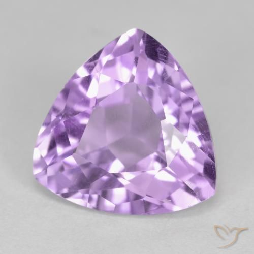 Amatista Violeta medio natural de 3.07 ct, Trillón, VS