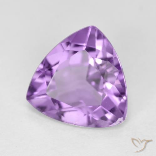 Amatista Violeta medio natural de 2.74 ct, Trillón, VS