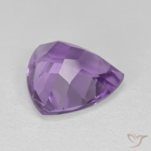 Amatista Violeta medio natural de 2.89 ct, Trillón, VS