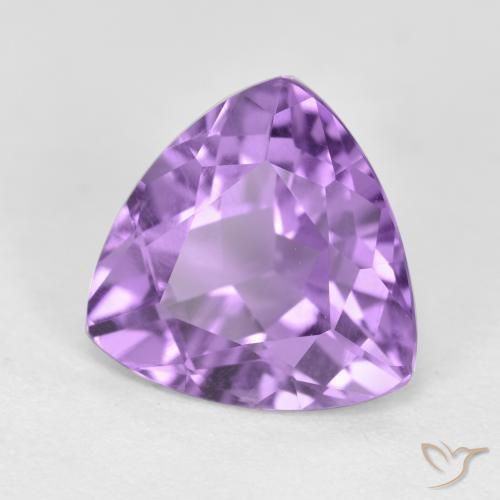 Amatista Violeta medio natural de 2.74 ct, Trillón, VS