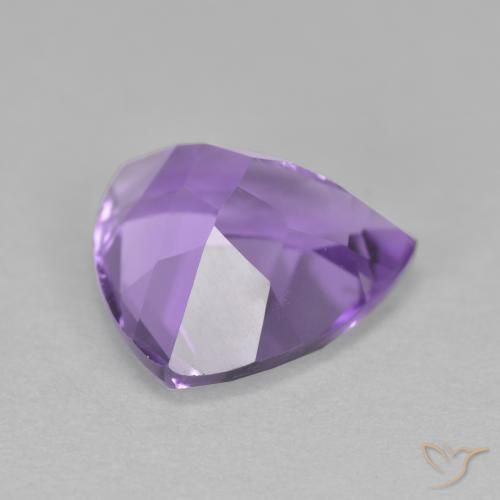 Amatista Violeta oscuro natural de 2.87 ct, Trillón, VS