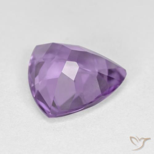 Amatista Violeta medio natural de 2.67 ct, Trillón, VS