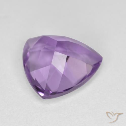 Amatista Violeta rosado natural de 2.82 ct, Trillón, VS