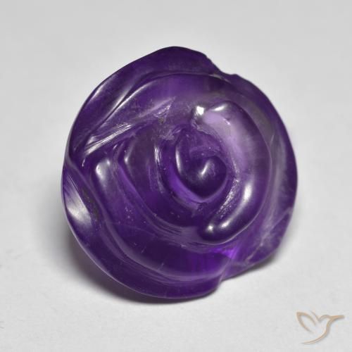 Amatista Violeta medio natural de 10.82 ct, Corte Flor, Translúcido