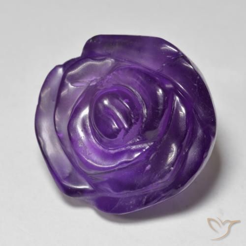 Amatista Violeta medio natural de 20.30 ct, Corte Flor, Translúcido
