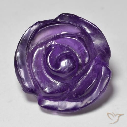 Amatista Violeta medio natural de 17.75 ct, Corte Flor, Translúcido