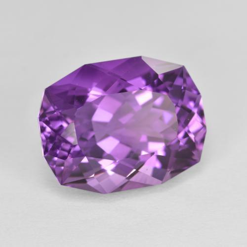Amatista Violeta medio natural de 7.02 ct, Forma elegante, VVS