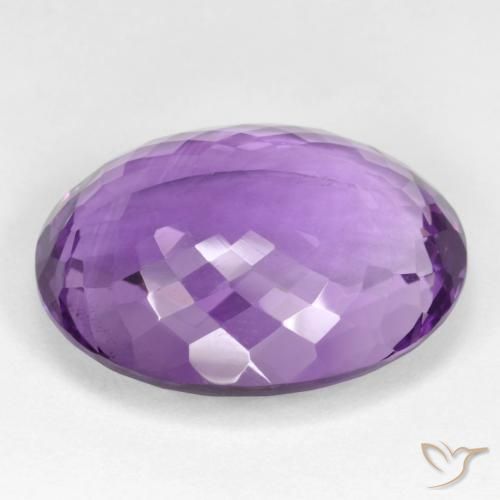 Amatista Violeta medio natural de 25.96 ct, Ovalada, VVS-VS