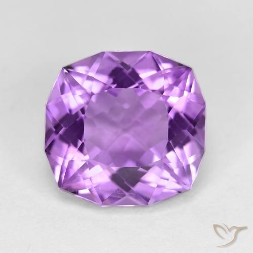 Amatista Violeta medio natural de 5.84 ct, Corte Cojín, VVS