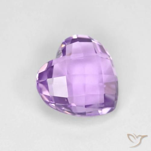 Amatista Violeta medio natural de 1.87 ct, Corazón, VVS