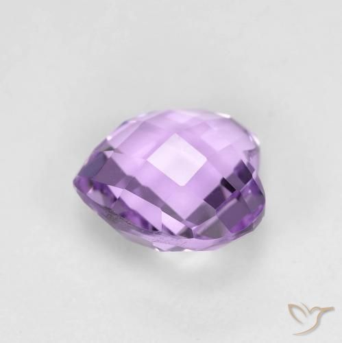 Amatista Violeta medio natural de 1.87 ct, Corazón, VVS