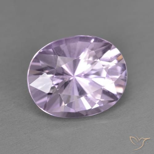 Amatista Violeta medio natural de 4.38 ct, Ovalada, VVS