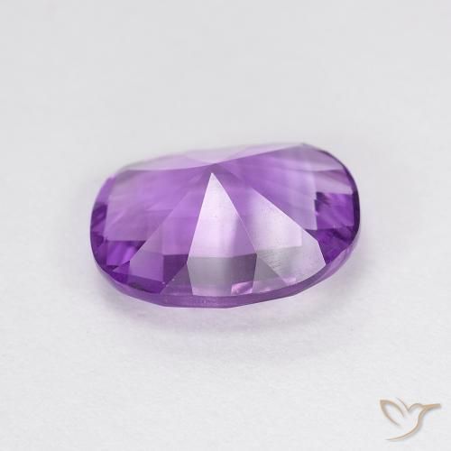 Amatista Violeta púrpura medio natural de 2.22 ct, Forma Cojín, VVS