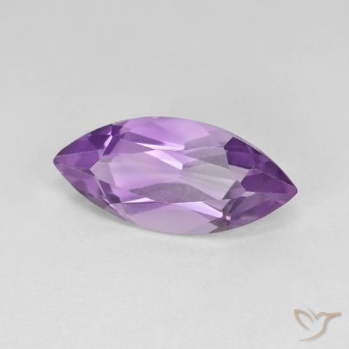 Amatista Violeta rosáceo medio natural de 3.01 ct, Marquesa, VVS