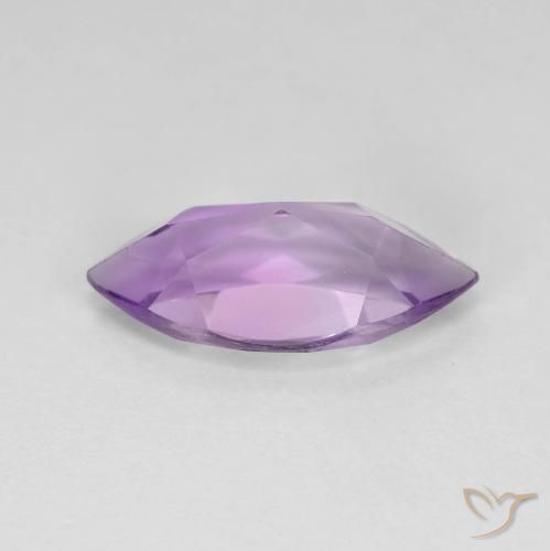 Amatista Violeta rosáceo medio natural de 3.01 ct, Marquesa, VVS