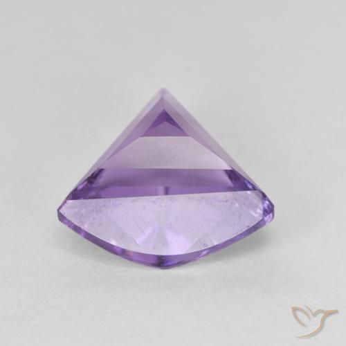 Amatista Violeta medio natural de 2.95 ct, Trillón, VS