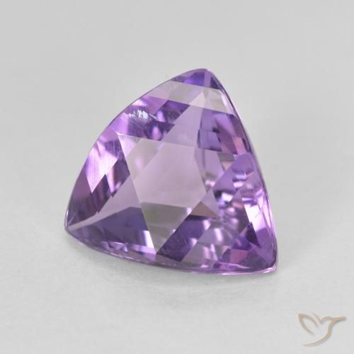 Amatista Violeta medio natural de 3.05 ct, Trillón, VVS-VS