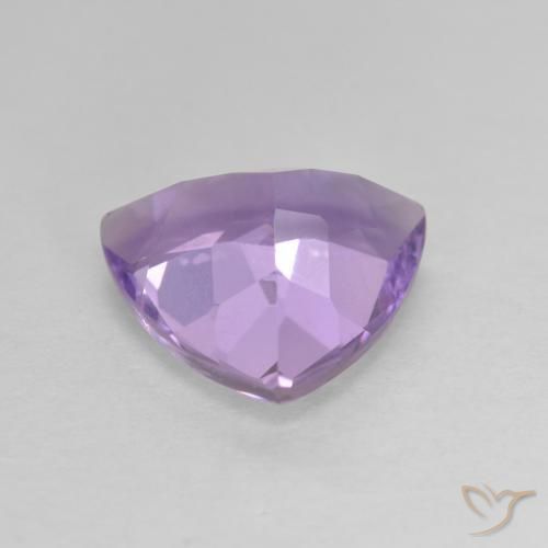 Amatista Violeta iris natural de 2.61 ct, Trillón, VVS-VS