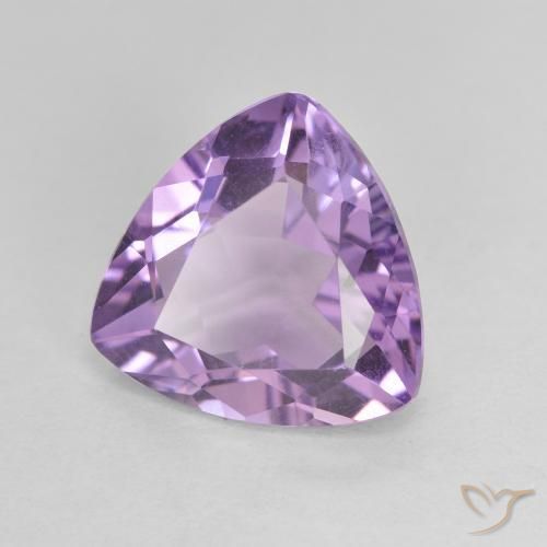 Amatista Violeta iris natural de 2.77 ct, Trillón, VVS-VS