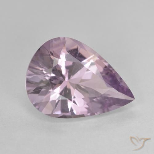 Amatista Violeta medio natural de 3.44 ct, En forma de pera, VVS