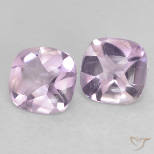 Gemas de Amatista Violeta-rojizo claro natural de 0.96 ct, Forma Cojín, Transparente