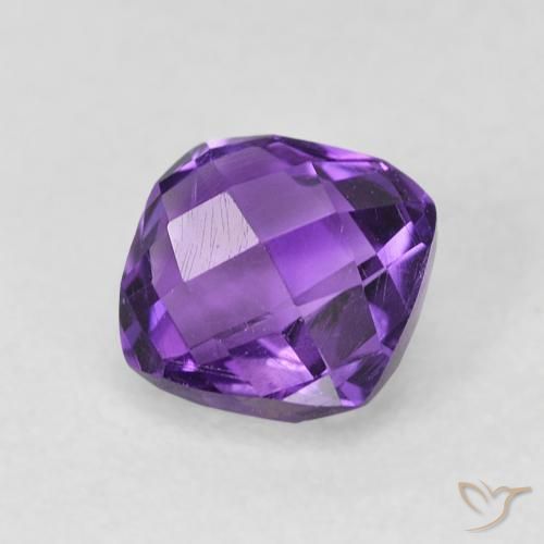 Amatista Violeta oscuro natural de 0.62 ct, Corte Cojín, VVS-VS