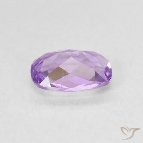 Amatista Violeta rosado natural de 0.77 ct, Forma Cojín, VVS