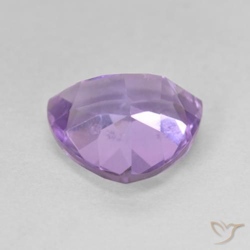 Amatista Violeta oscuro natural de 2.81 ct, Trillón, VS