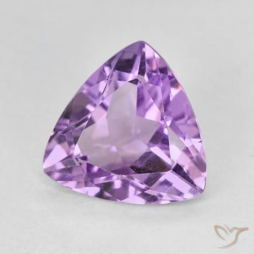 Amatista Violeta iris natural de 2.71 ct, Trillón, VVS-VS