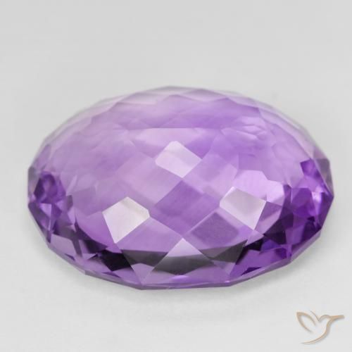 Amatista Violeta vívido natural de 31.19 ct, Ovalada, VVS