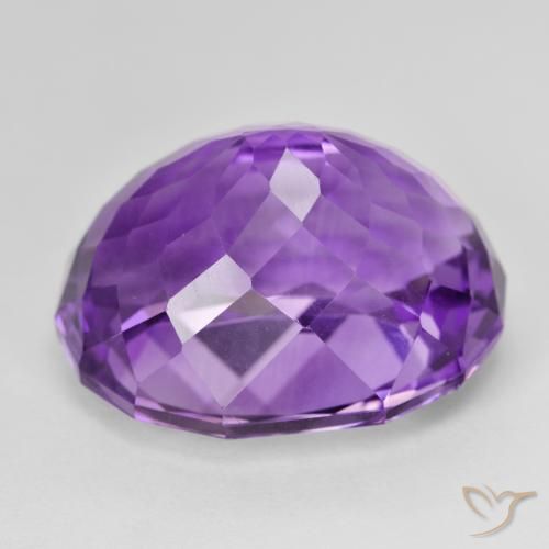 Amatista Violeta intenso natural de 30.90 ct, Ovalada, VVS