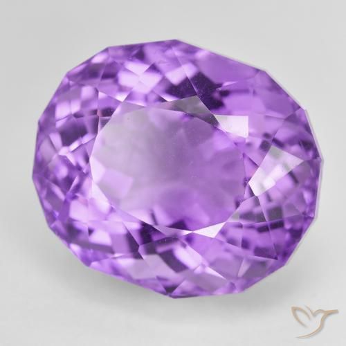 Amatista Violeta vívido natural de 24.84 ct, Ovalada, VVS-VS
