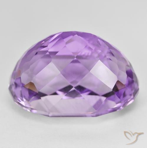 Amatista Violeta intenso natural de 31.99 ct, Ovalada, VVS-VS