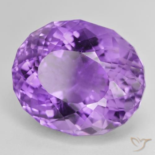 Amatista Violeta vívido natural de 33.44 ct, Ovalada, VVS-VS
