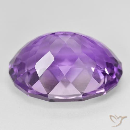 Amatista Violeta vívido natural de 28.28 ct, Ovalada, VVS-VS