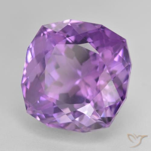 Amatista Violeta intenso natural de 21.58 ct, Forma Cojín, VVS-VS