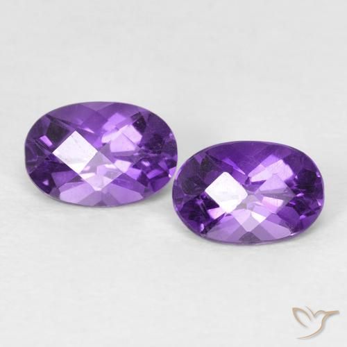 Gemas de Amatista Violeta oscuro natural de 0.82 ct, Corte Óvalo, VVS