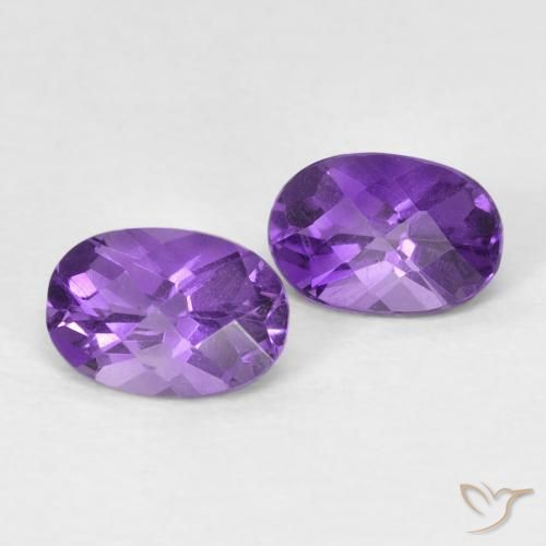 Gemas de Amatista Violeta oscuro natural de 0.82 ct, Corte Óvalo, VVS