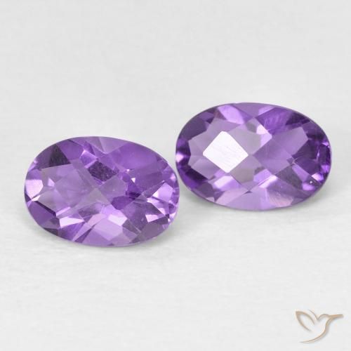 Gemas de Amatista Violeta vívido natural de 0.86 ct, Ovalada, VVS