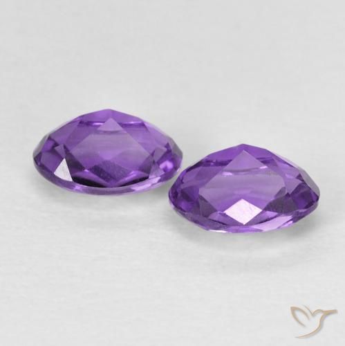 Gemas de Amatista Violeta vívido natural de 0.92 ct, Ovalada, VS