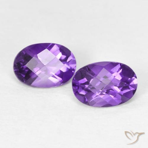 Gemas de Amatista Violeta vívido natural de 0.84 ct, Ovalada, VS
