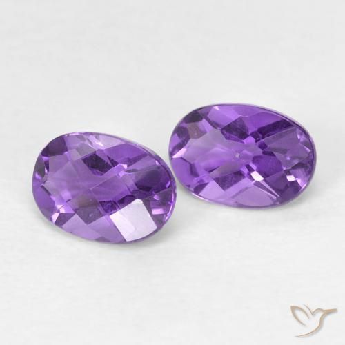 Gemas de Amatista Violeta vívido natural de 0.90 ct, Ovalada, VS