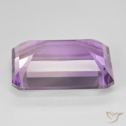 Amatista Medium Light Purplish-Violet natural de 20.24 ct, Corte Octágono / Esmeralda, VVS