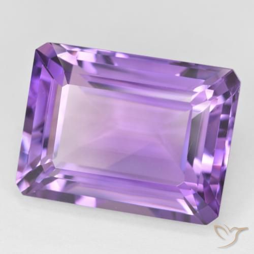 Amatista Violeta medio natural de 22.70 ct, Corte Octágono / Esmeralda, VVS-VS
