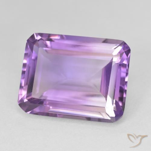 Amatista Violeta medio natural de 16.89 ct, Corte Octágono / Esmeralda, VVS-VS