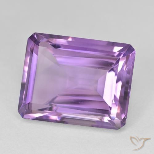 Amatista Violeta vívido natural de 17.40 ct, Corte Octágono / Esmeralda, VVS