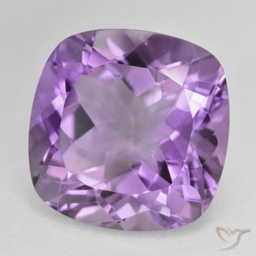 Amatista Violeta medio natural de 22.72 ct, Forma Cojín, VVS