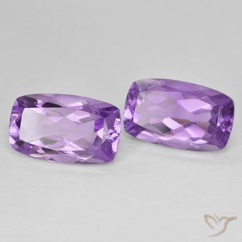 Gemas de Amatista Violeta púrpura medio natural de 12.56 ct, Forma Cojín, VVS-VS