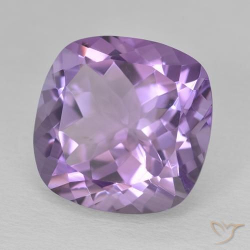 Amatista Violeta medio natural de 12.31 ct, Forma Cojín, VVS