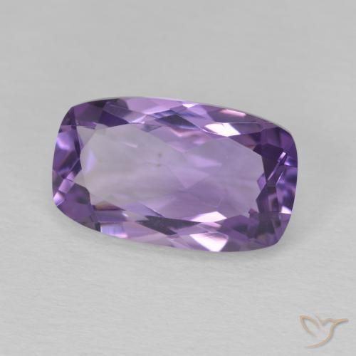 Amatista Violeta medio natural de 5.86 ct, Forma Cojín, VVS